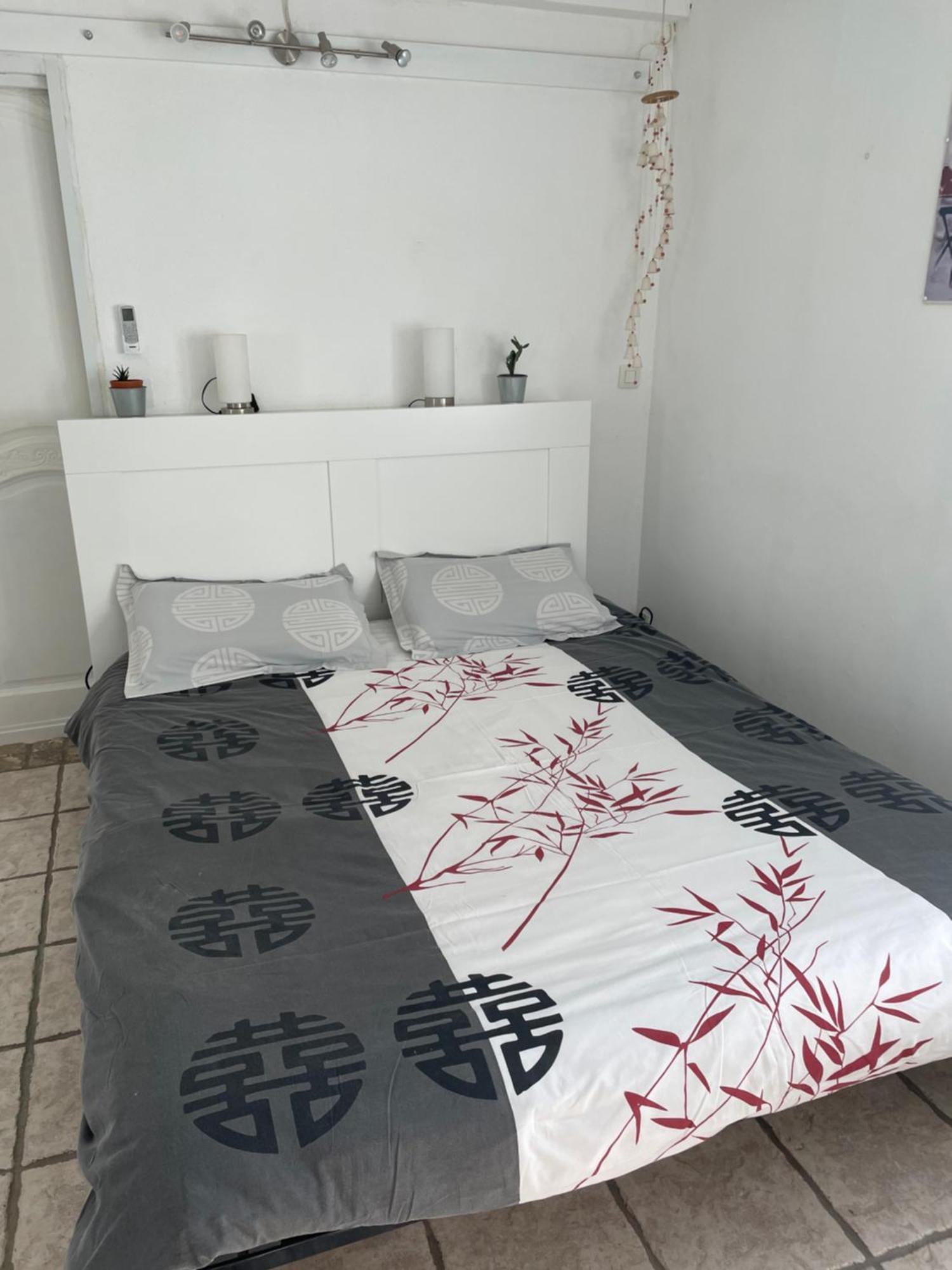 Bed and Breakfast La Coccinelle Нім Екстер'єр фото